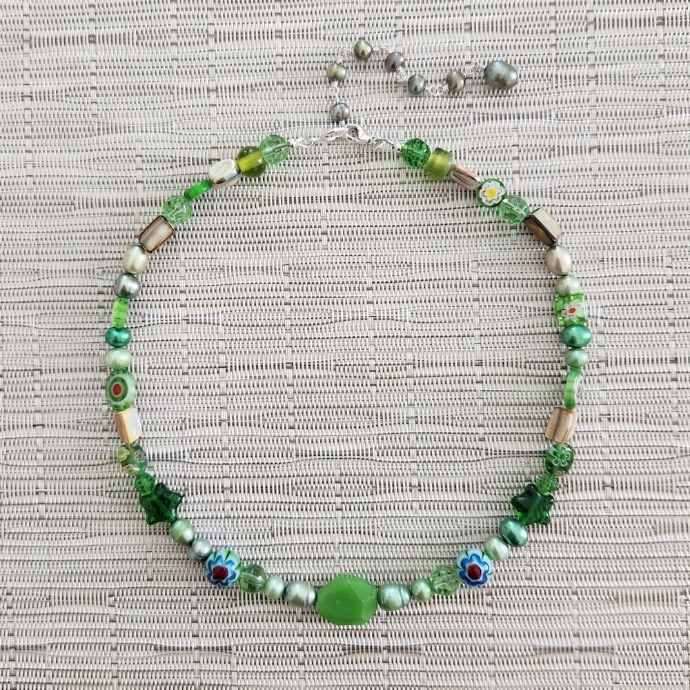 BEADED NECKLACE
